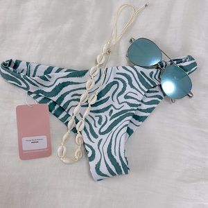 Midori Mirage Reese Bottom, NWT, medium